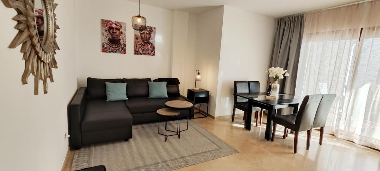 Puerto De La Duquesa Sea View Apartment Manilva Ruang foto